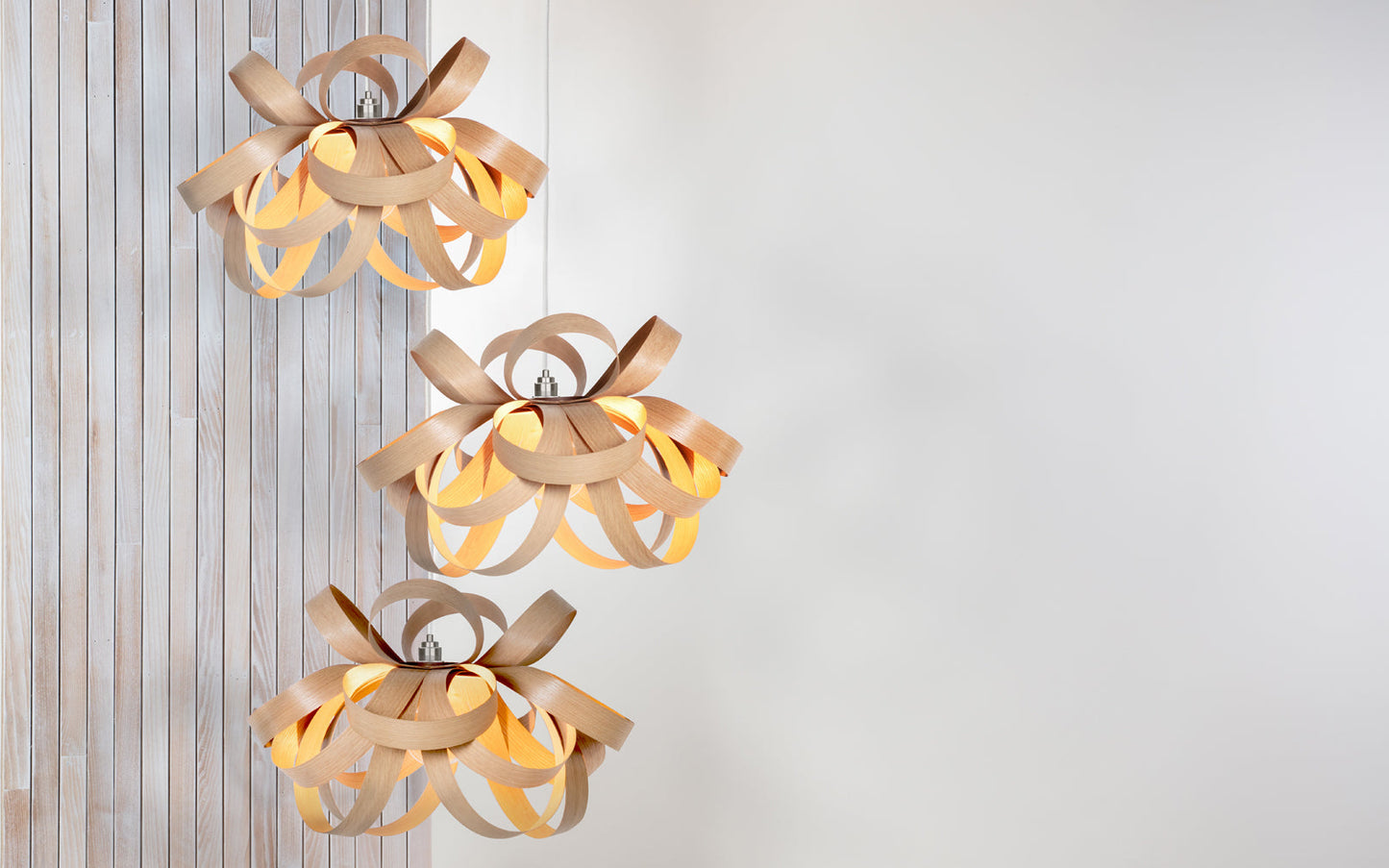 Skipper Pendant - Trio Cluster - oak wood