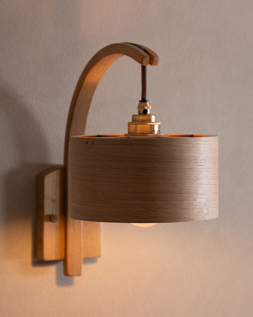 Stem Wall Light - oak wood