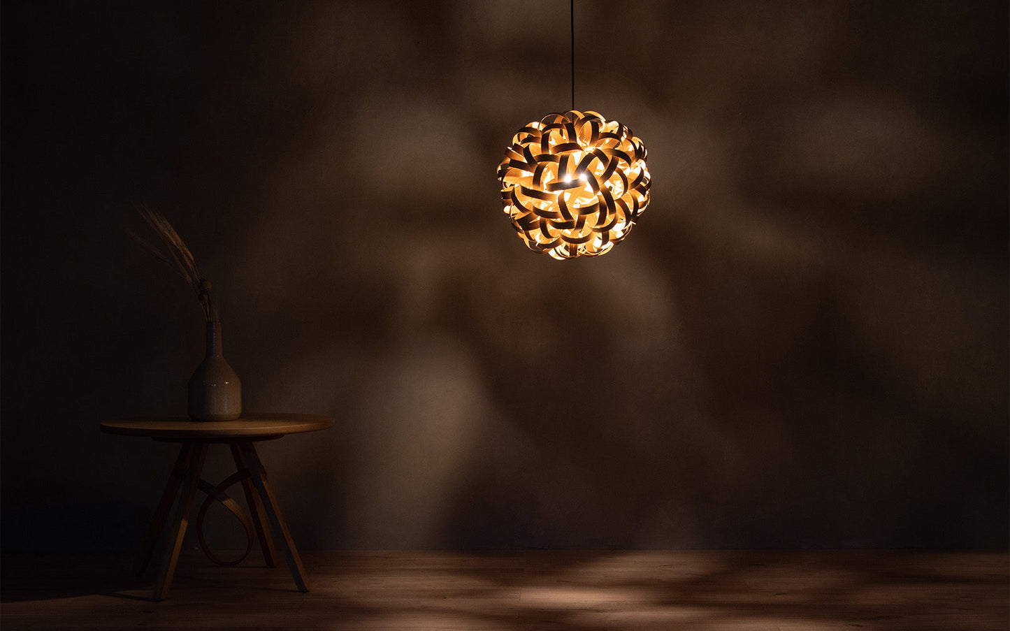 No.1 Pendant - oak wood