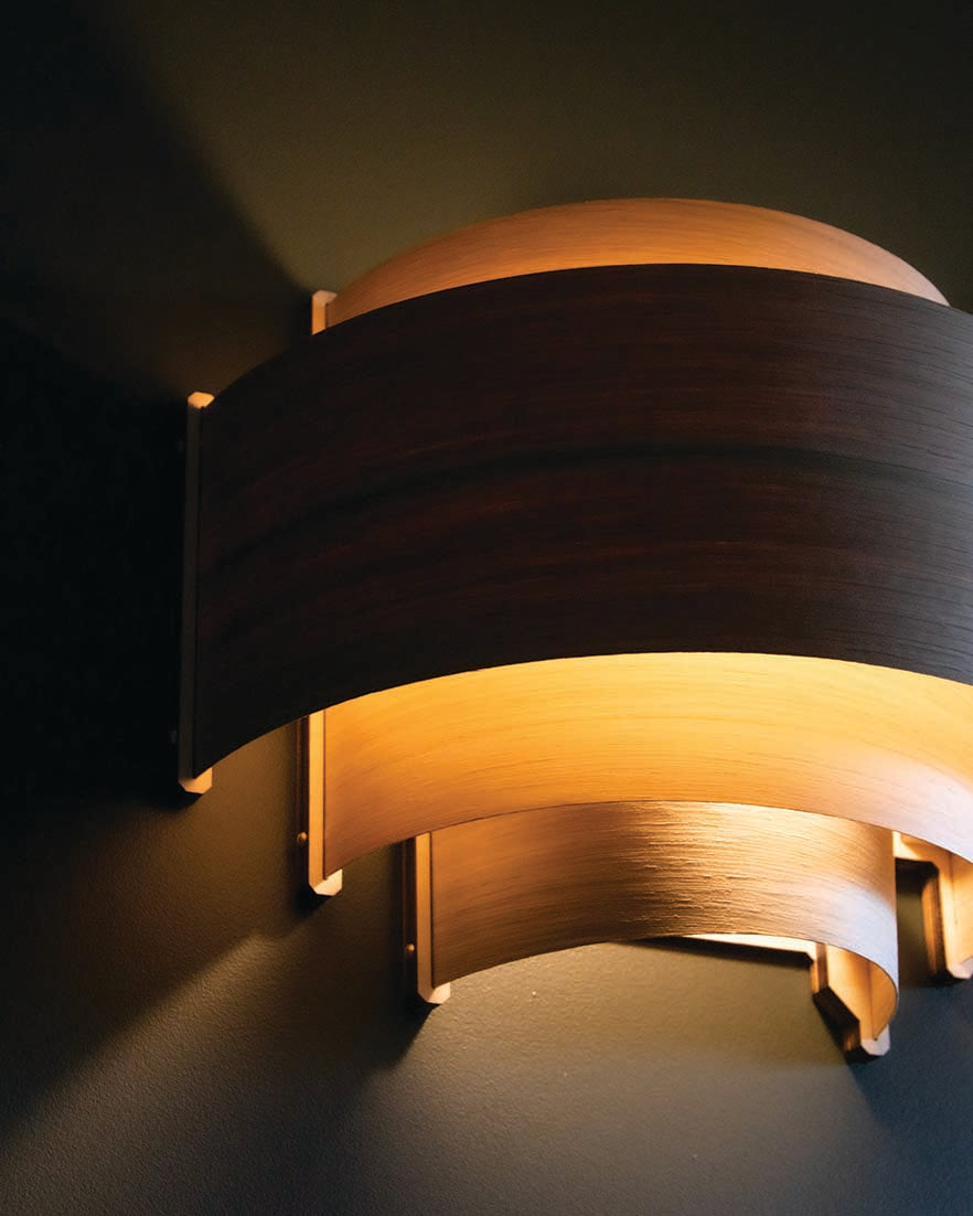 Leven Wall Light - oak wood
