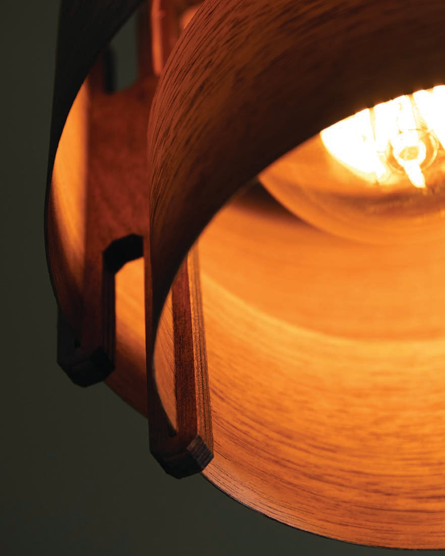 Leven Pendant Small - oak wood