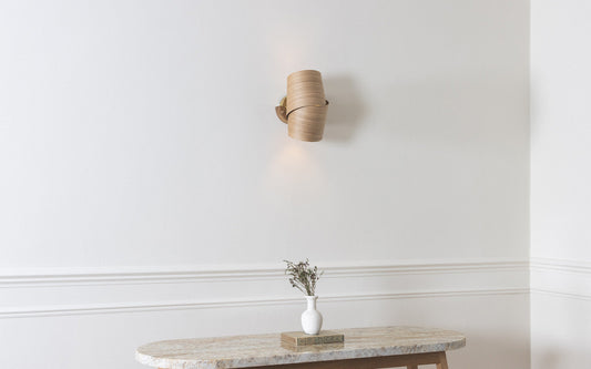 Neap Wireless Wall Light - oak wood