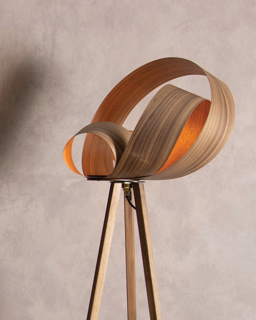 Verso Floor Light - wood
