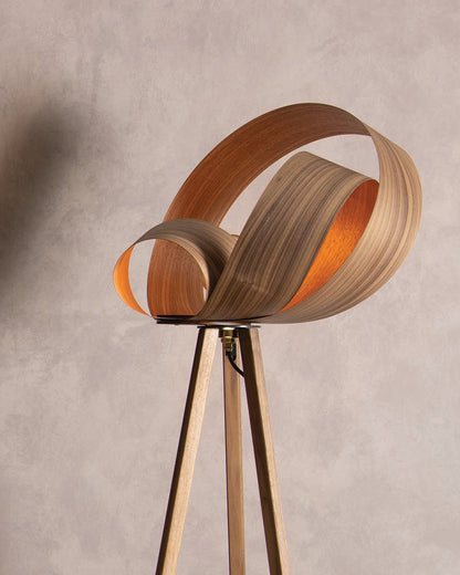 Verso Floor Light - wood
