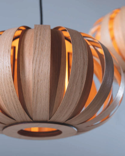 Urchin Pendant Small - oak wood