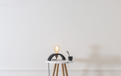 Noctis Archer Table Light - brass