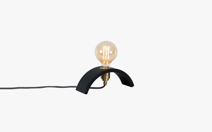Noctis Archer Table Light - brass