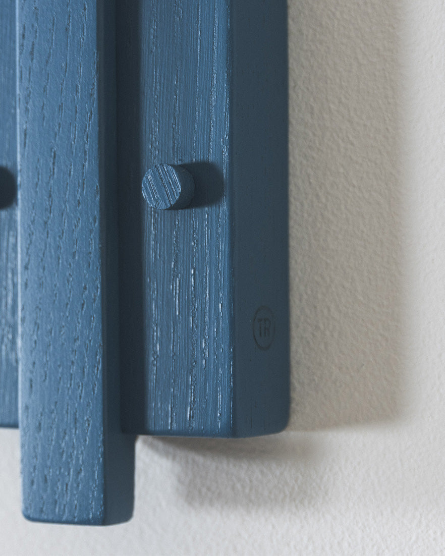 Cove Hanter Wall Light - Falmouth Blue - oak wood