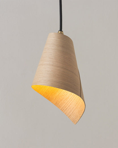 Keel Pendant - oak wood