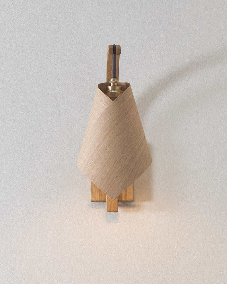 Keel - Stem Wall Light - oak wood