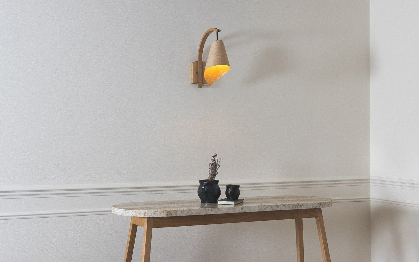 Keel - Stem Wall Light - oak wood