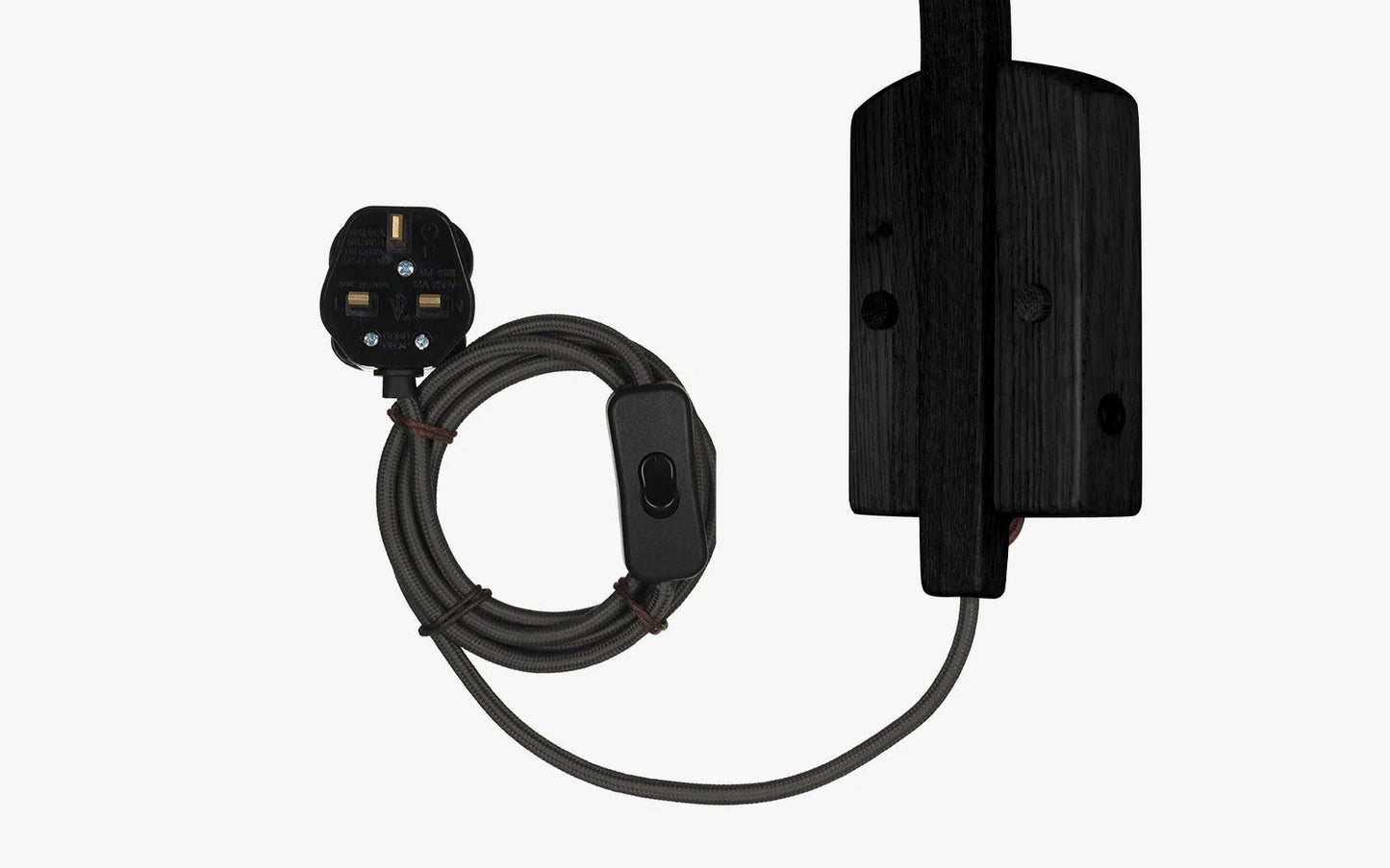 Noctis Hanter Wall Light - oak wood