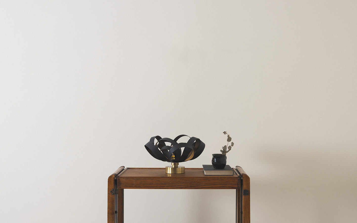 Noctis Skipper Portable Table Light - wood