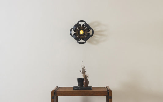 Noctis Skipper Wireless Wall Light - wood